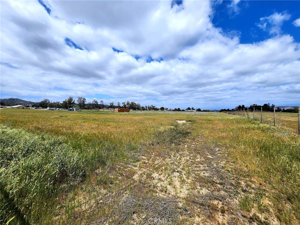 main property photo 11