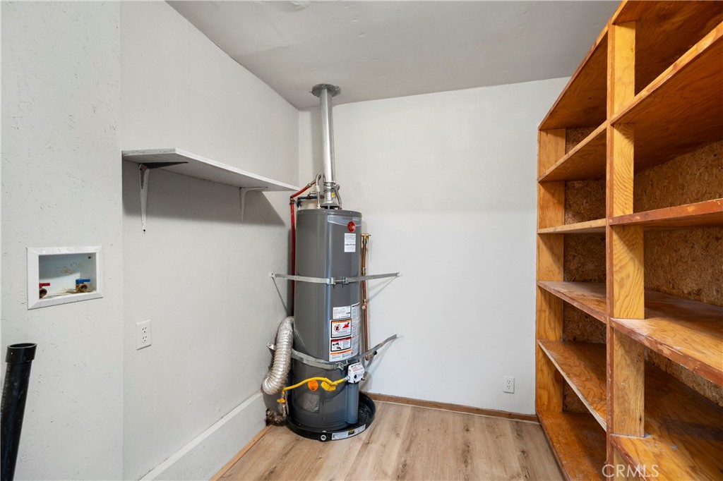 main property photo 10