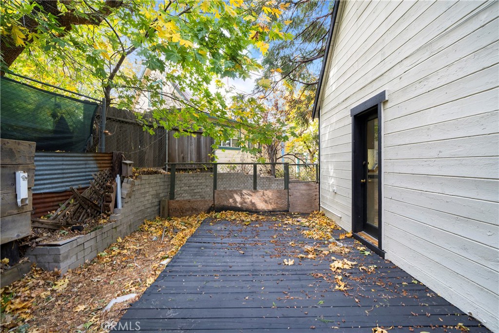 main property photo 27