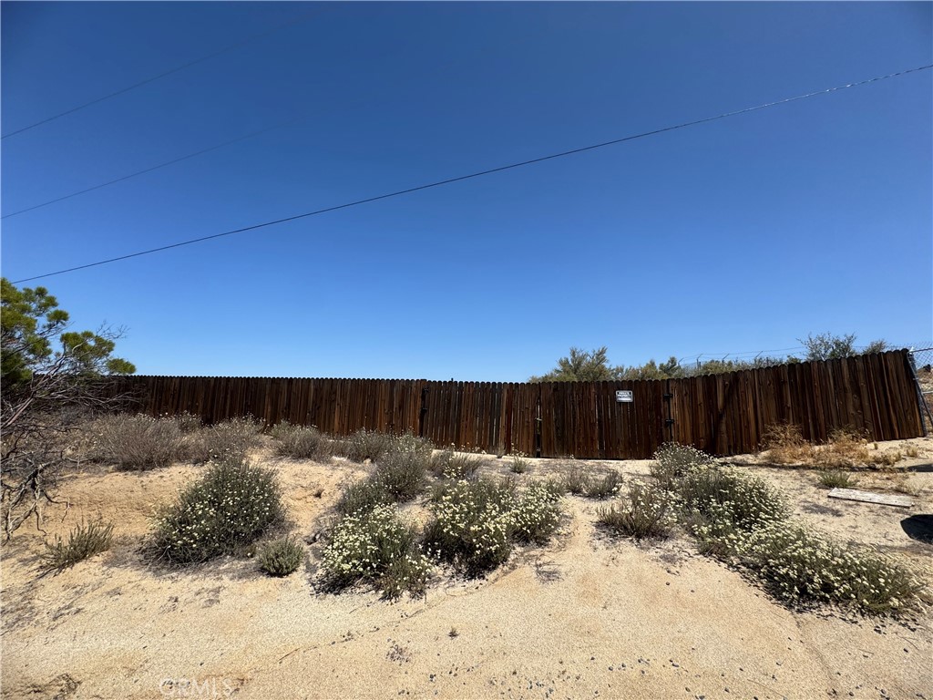 main property photo 20