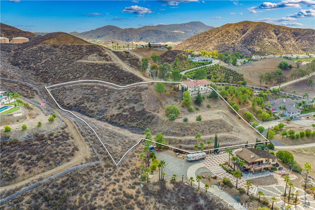main property photo 10