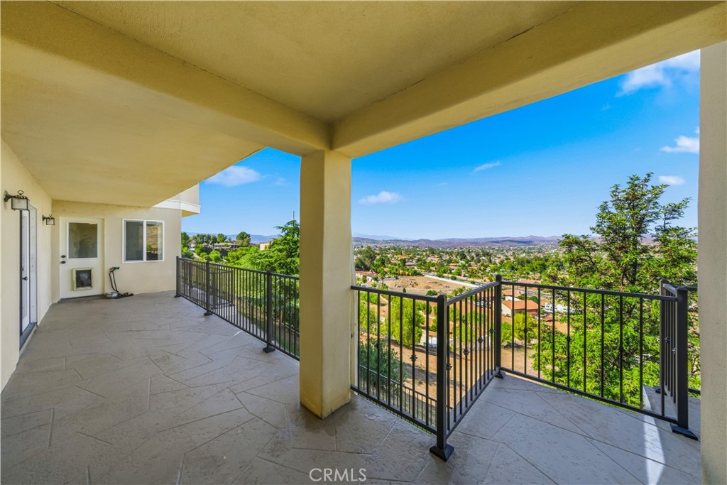 main property photo 66