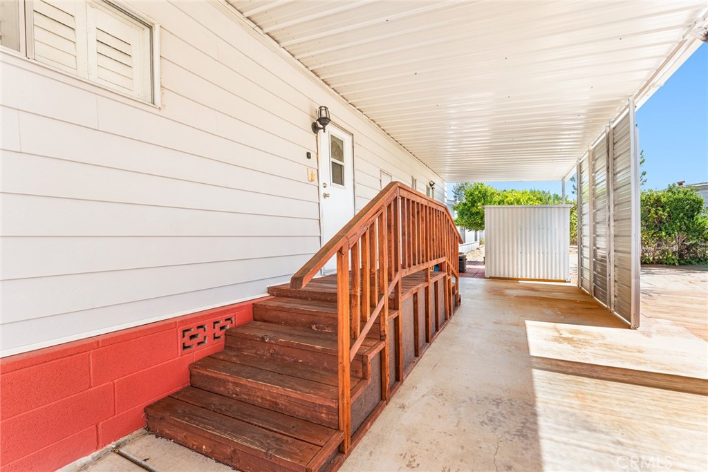 main property photo 23