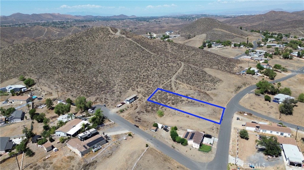 main property photo 3
