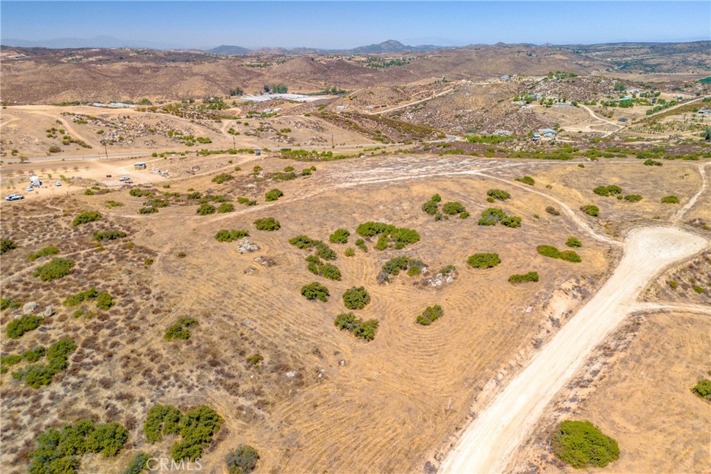 main property photo 9