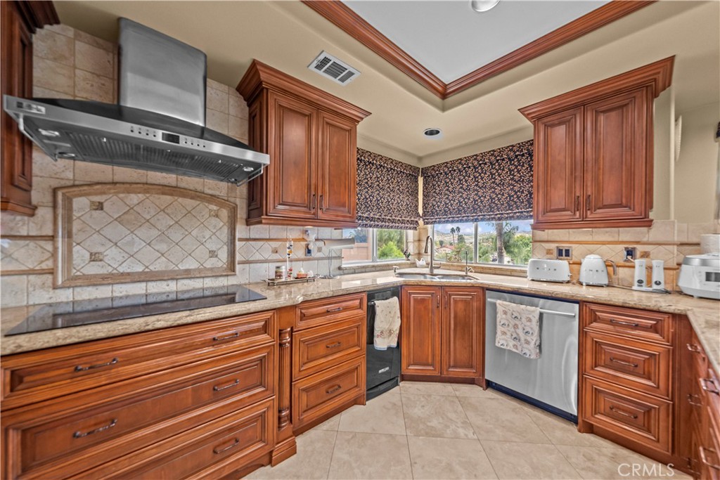 main property photo 64