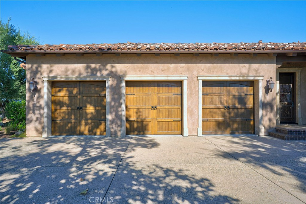 main property photo 67