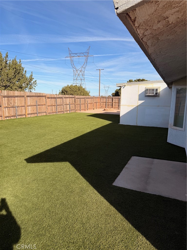main property photo 10