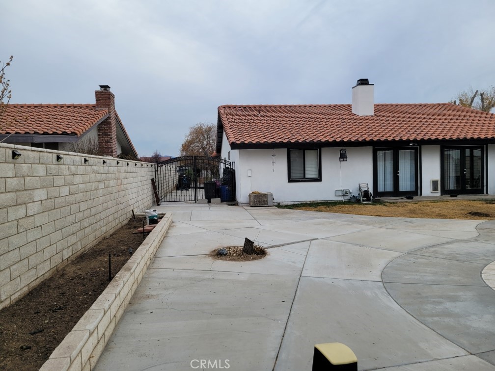 main property photo 2