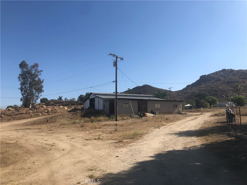 main property photo 9