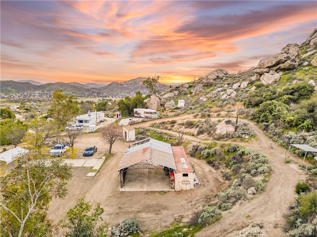 main property photo 30