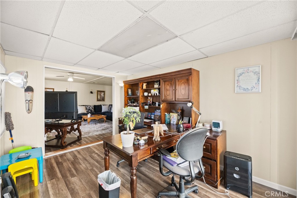 main property photo 41