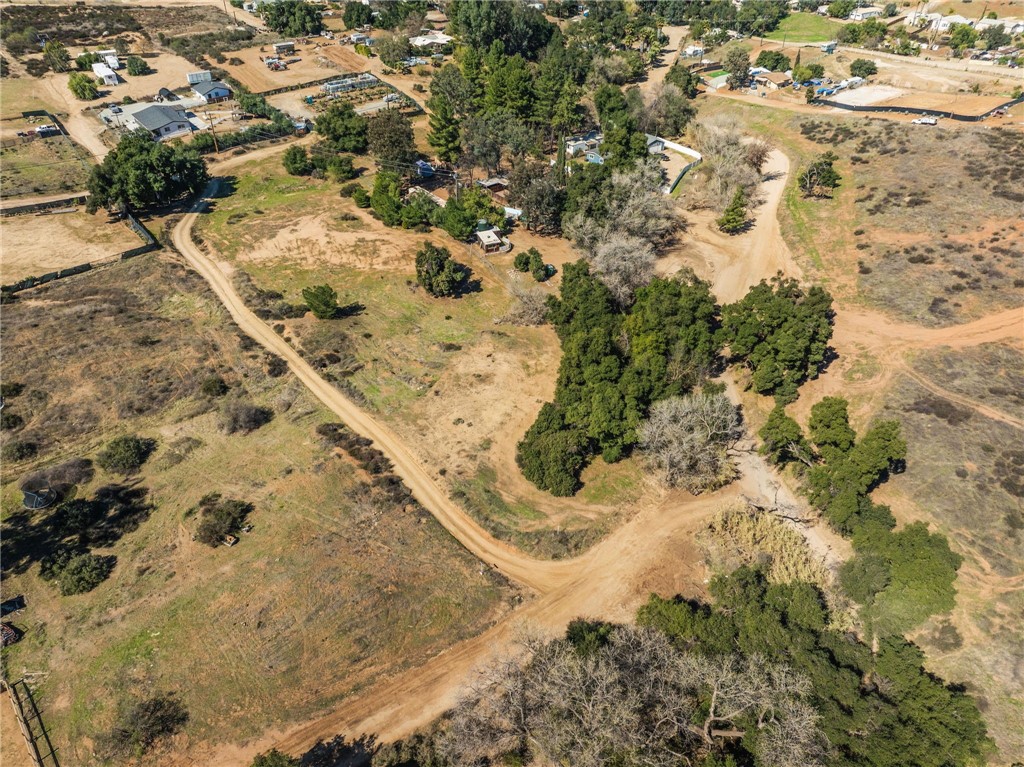 main property photo 14