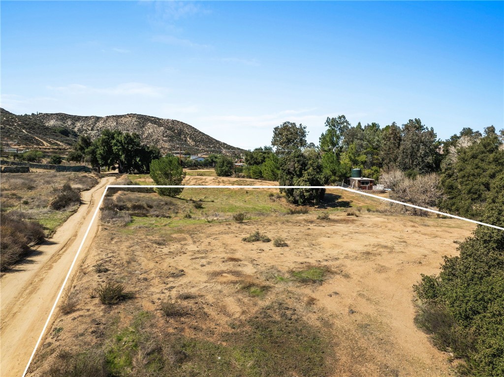 main property photo 25