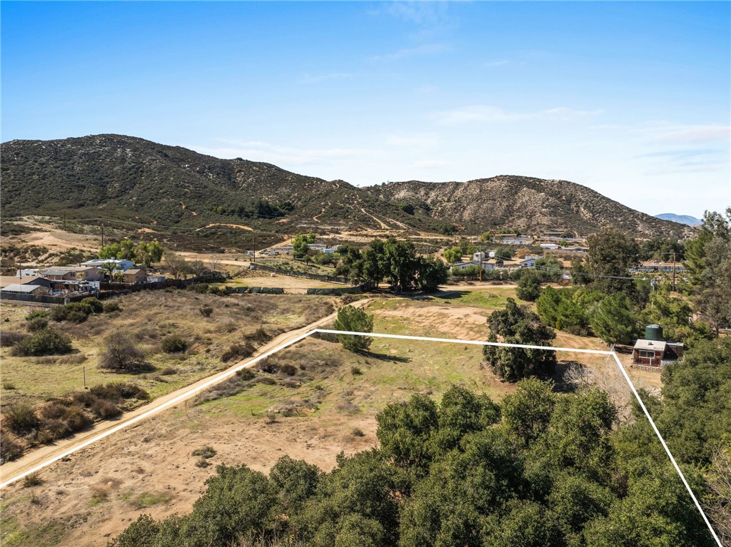 main property photo 27