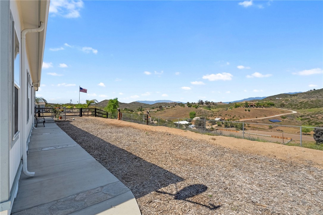 main property photo 26
