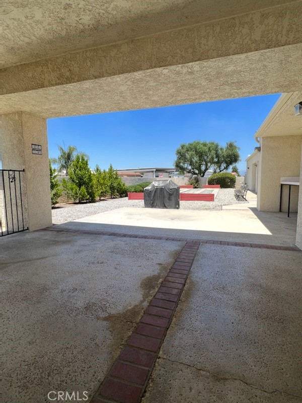 main property photo 34