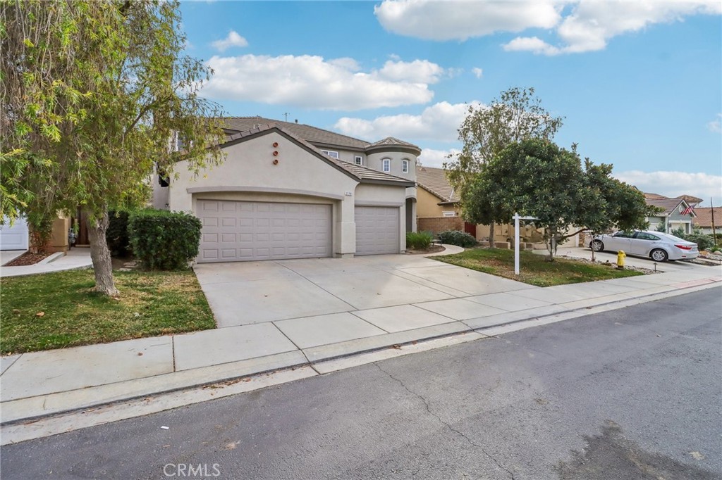 main property photo 48
