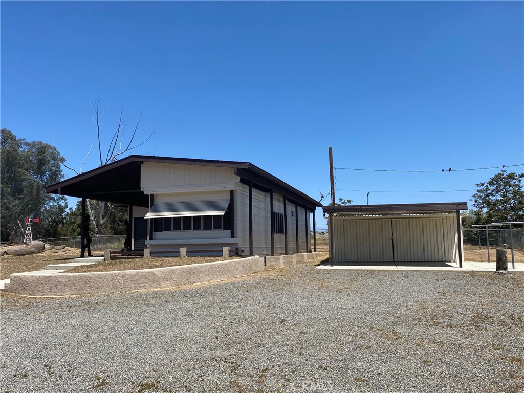 main property photo 4