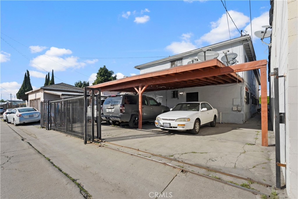 main property photo 20