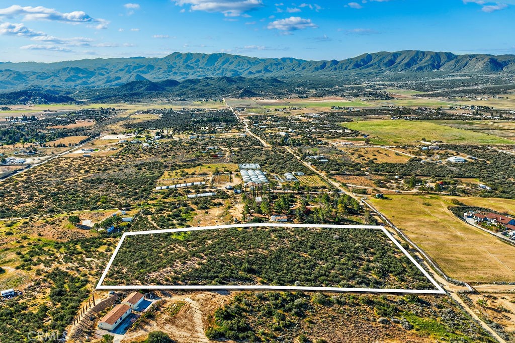 main property photo 4