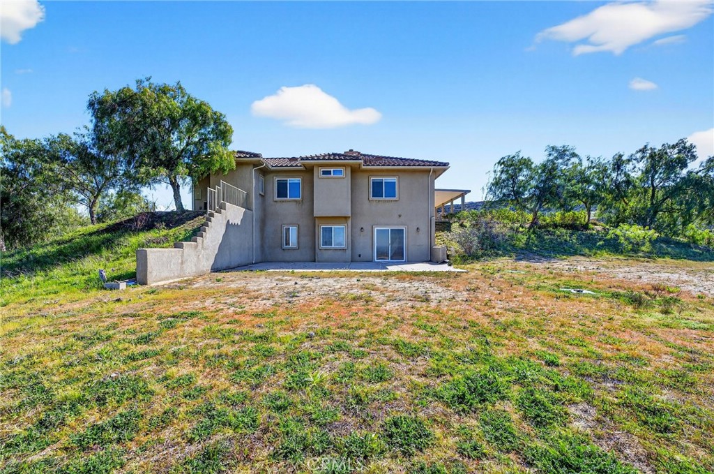 main property photo 50
