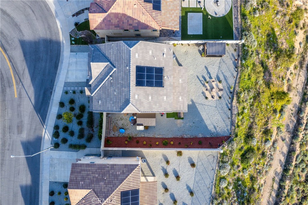 main property photo 41