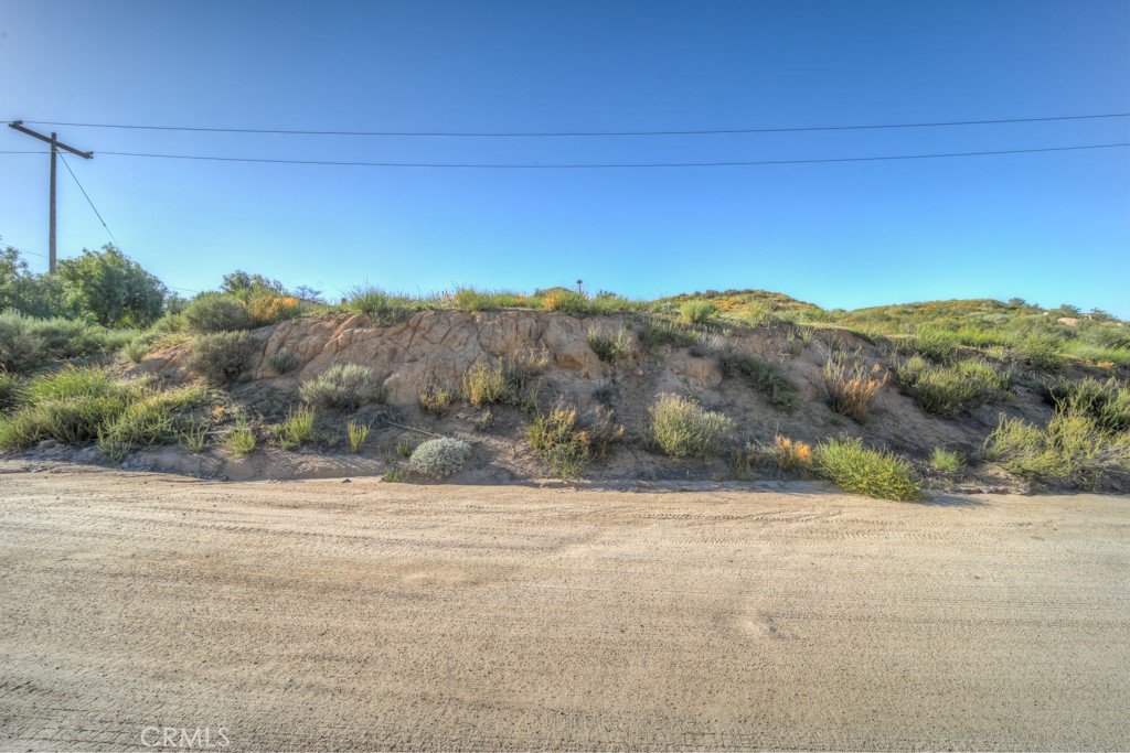 main property photo 8