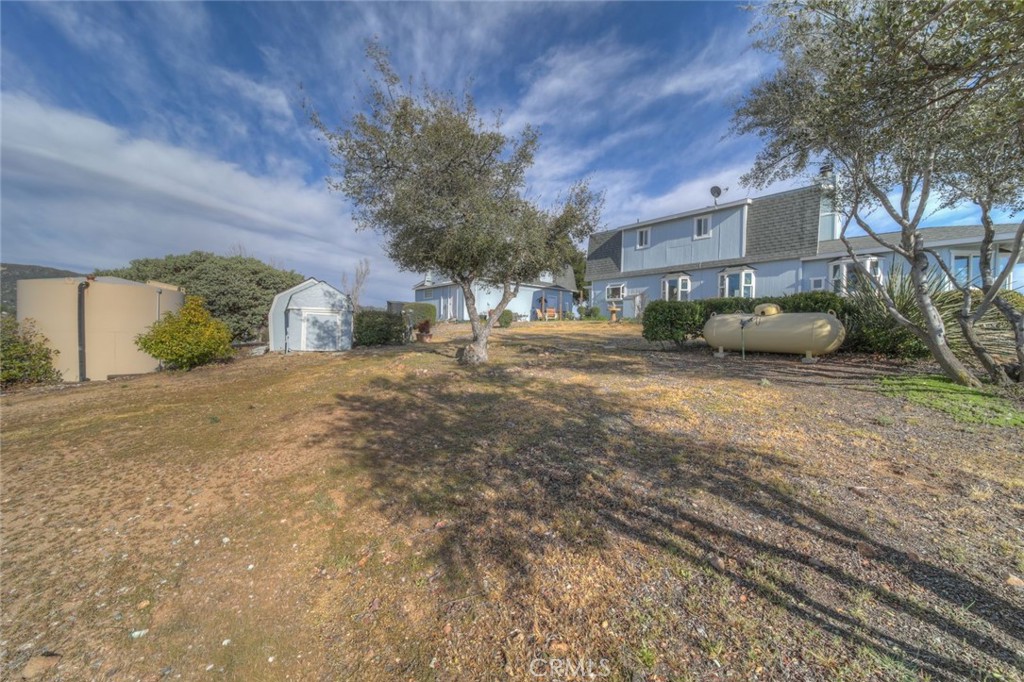 main property photo 9