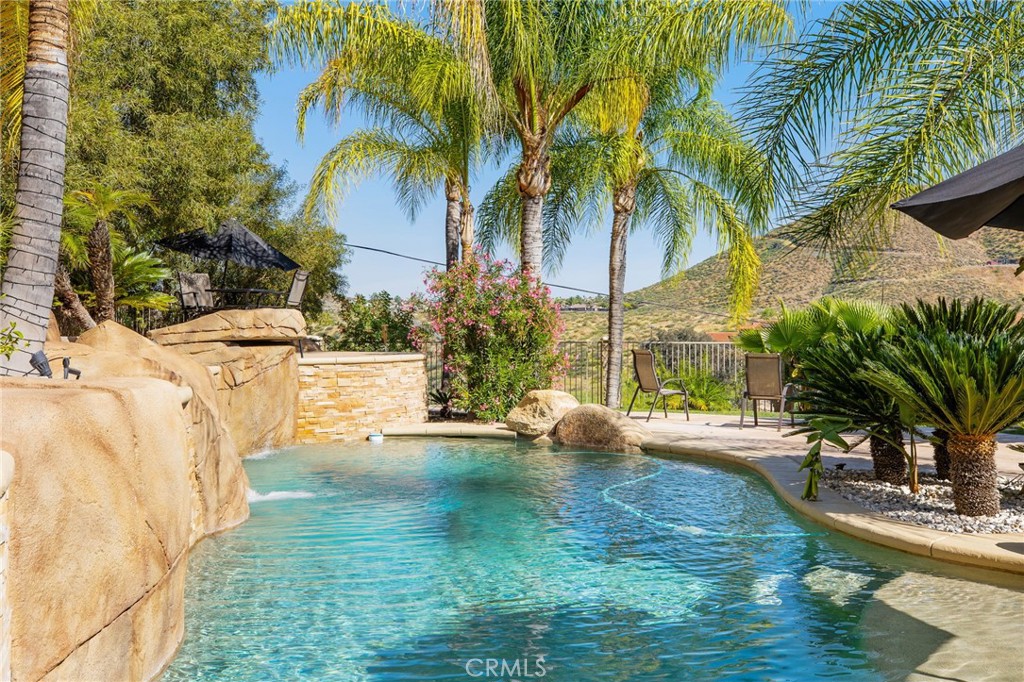 main property photo 66