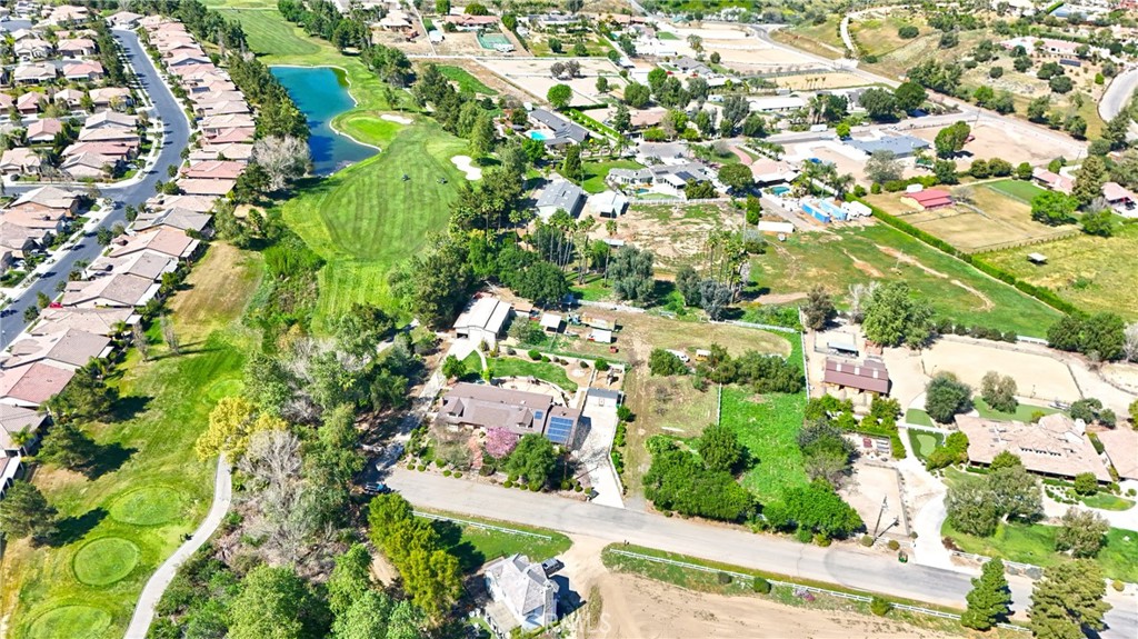 main property photo 50
