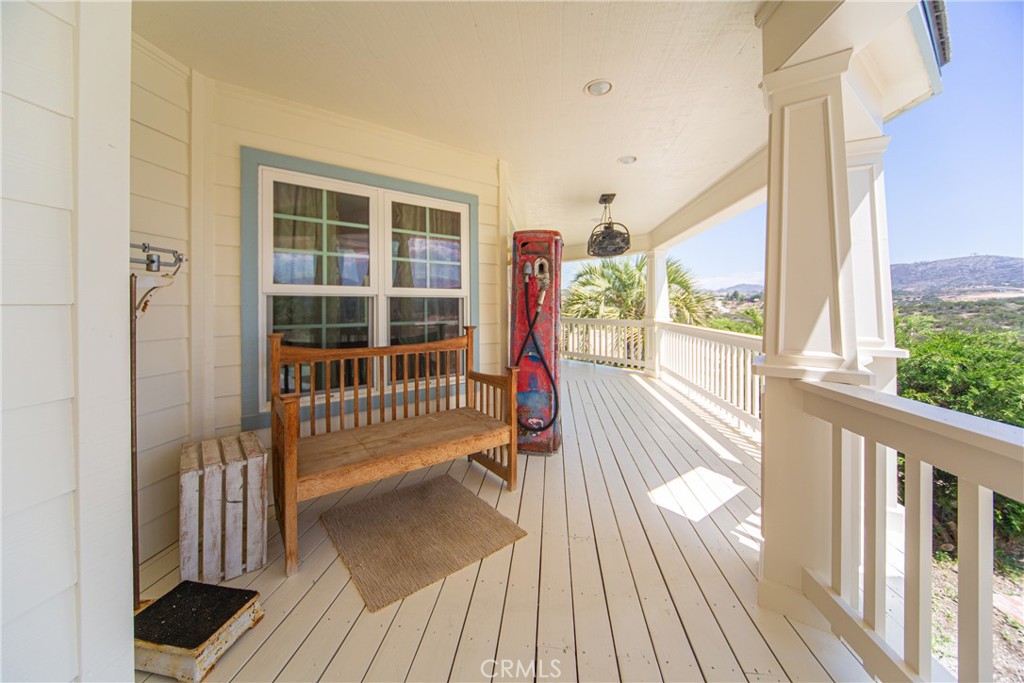main property photo 40