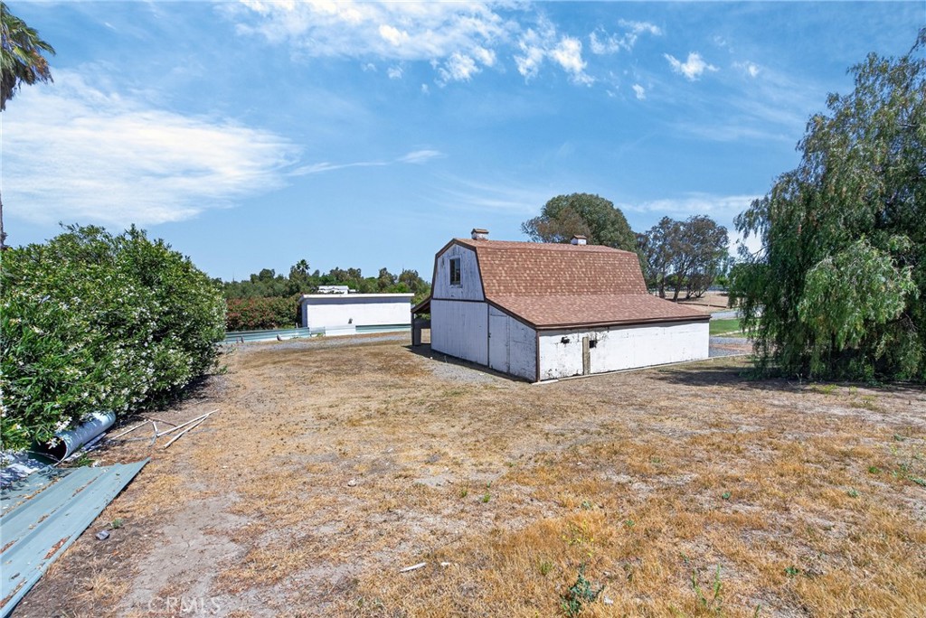 main property photo 26