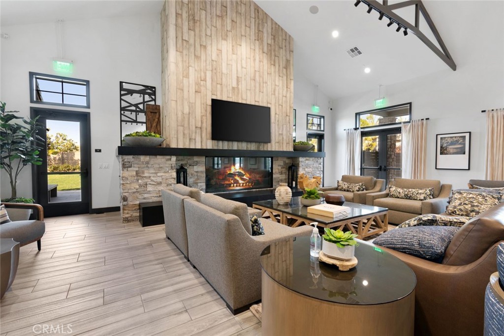 main property photo 74