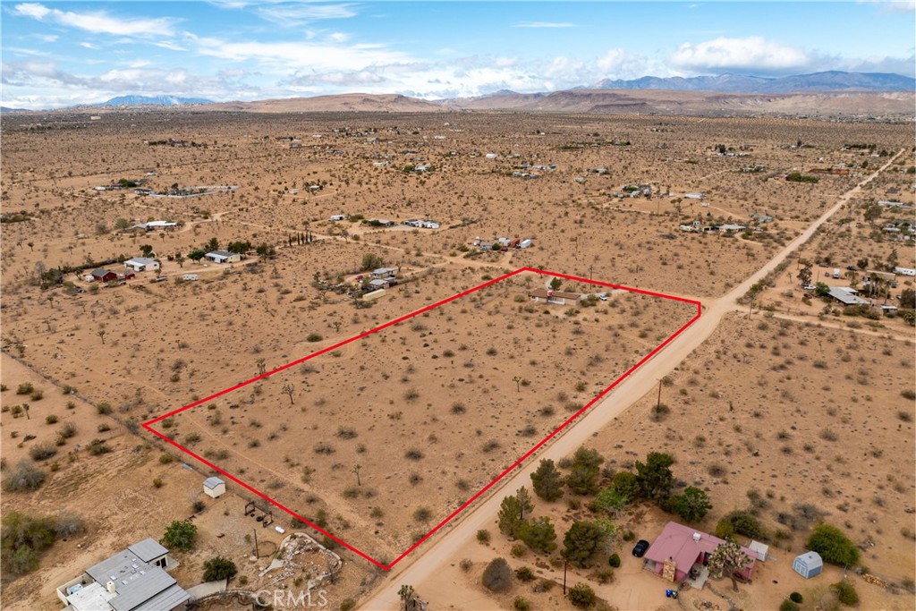 main property photo 19