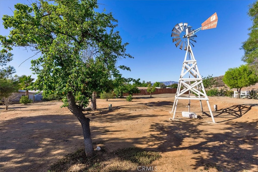 main property photo 40