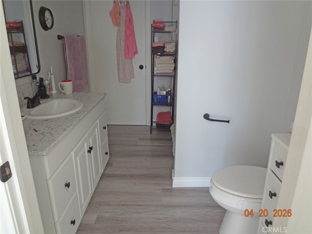 main property photo 16