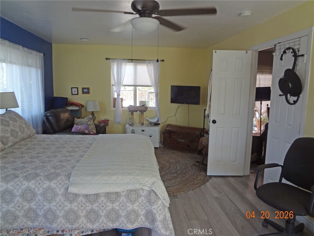 main property photo 17
