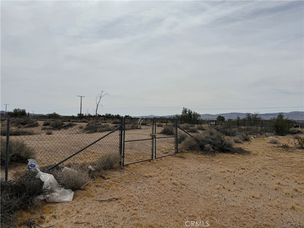 main property photo 22