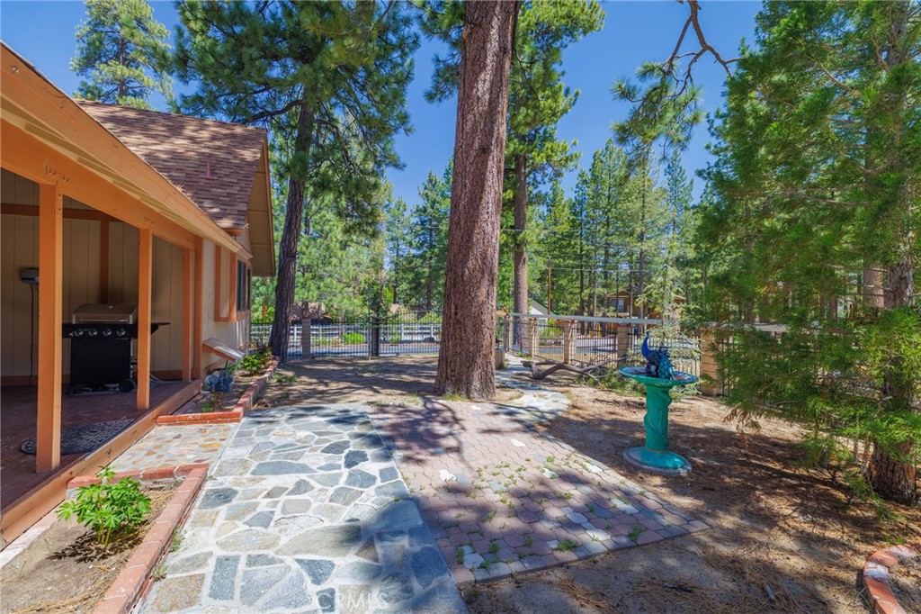 main property photo 50