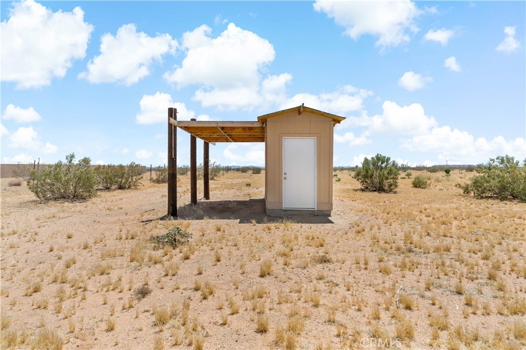 main property photo 5