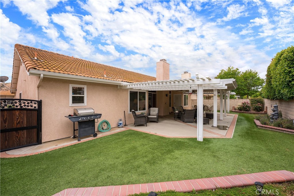 main property photo 28