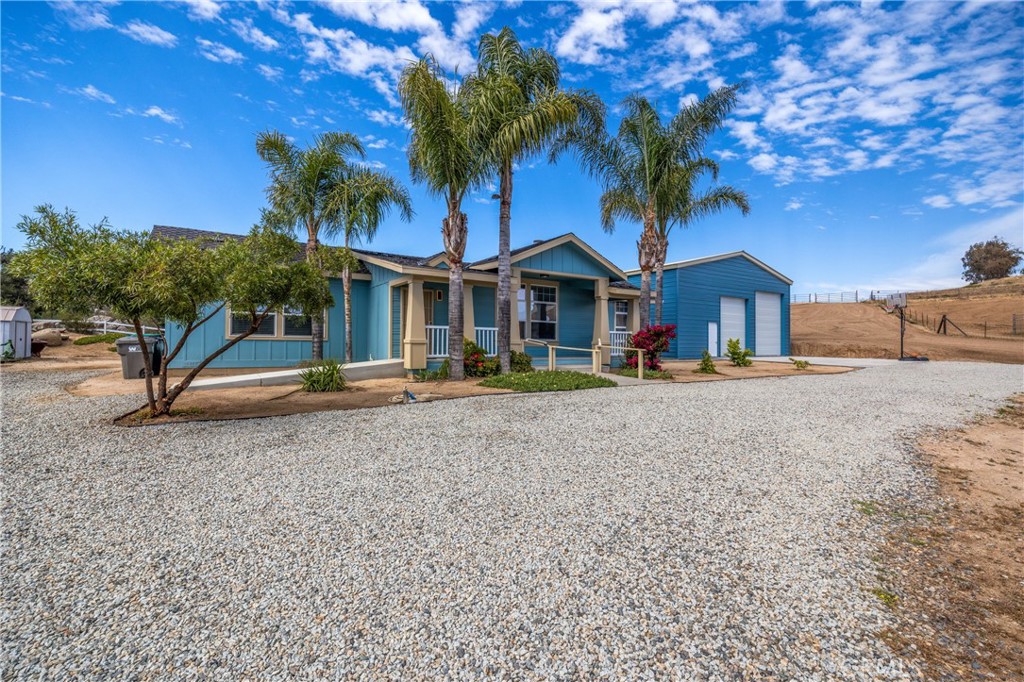 main property photo 15