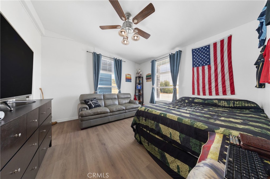 main property photo 54