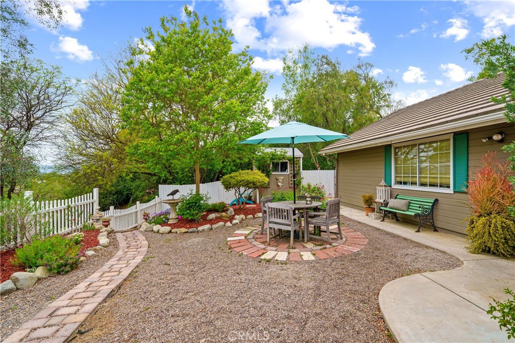main property photo 44
