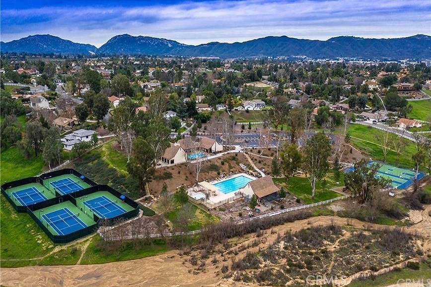 main property photo 67