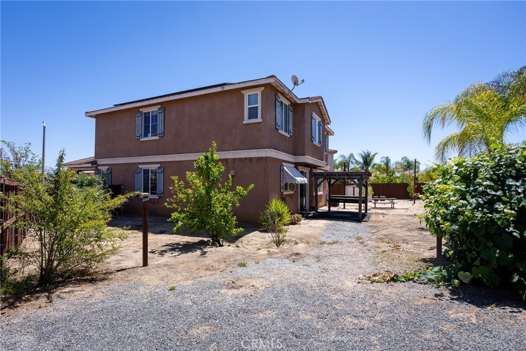 main property photo 34