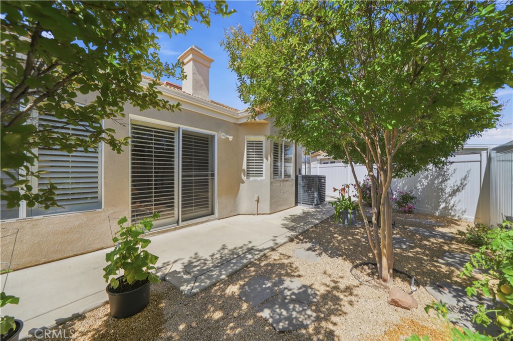 main property photo 40
