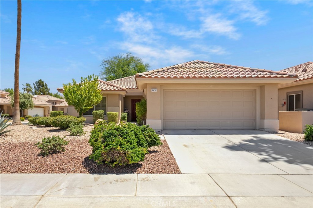 main property photo 1
