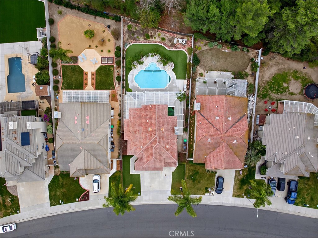 main property photo 6